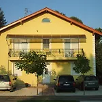 Apartmán Yellow *