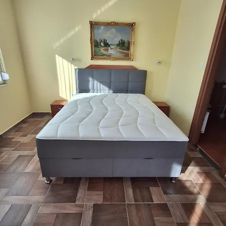 Διαμέρισμα Yellow Apartmanhaz Bük