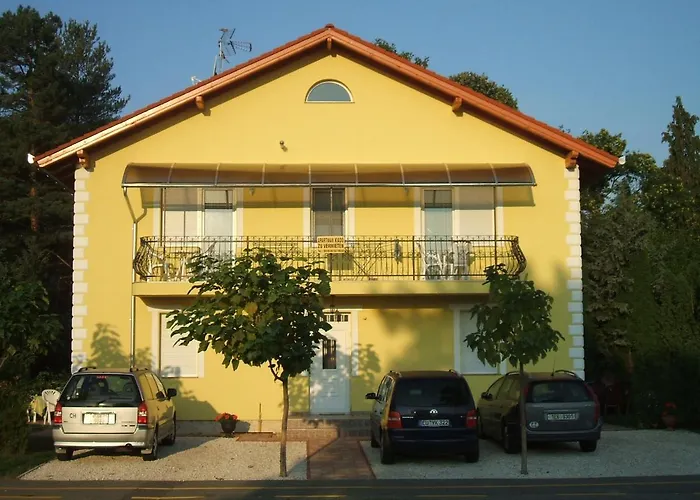 公寓 Yellow Apartmanhaz *